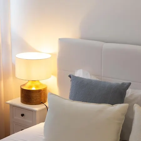 公寓 Lovelystay - Penthouse Balcony 波尔图