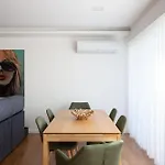 Διαμέρισμα Lovelystay - Penthouse Balcony *