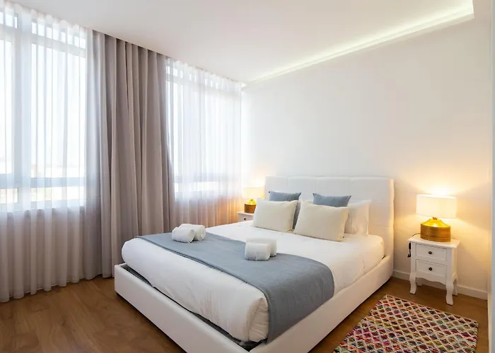 Appartement Lovelystay - Penthouse Balcony