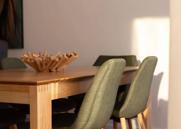 Lovelystay - Penthouse Balcony