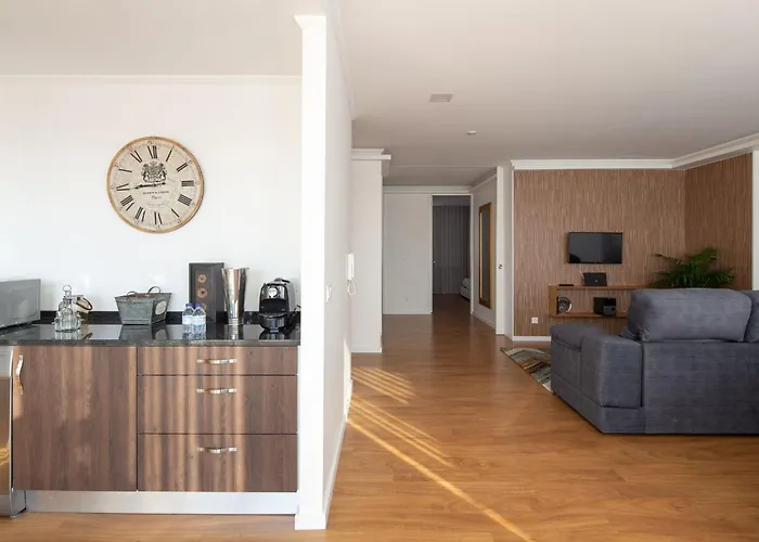 Lägenhet Lovelystay - Penthouse Balcony Oporto