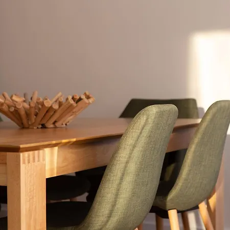 Lovelystay - Penthouse Balcony